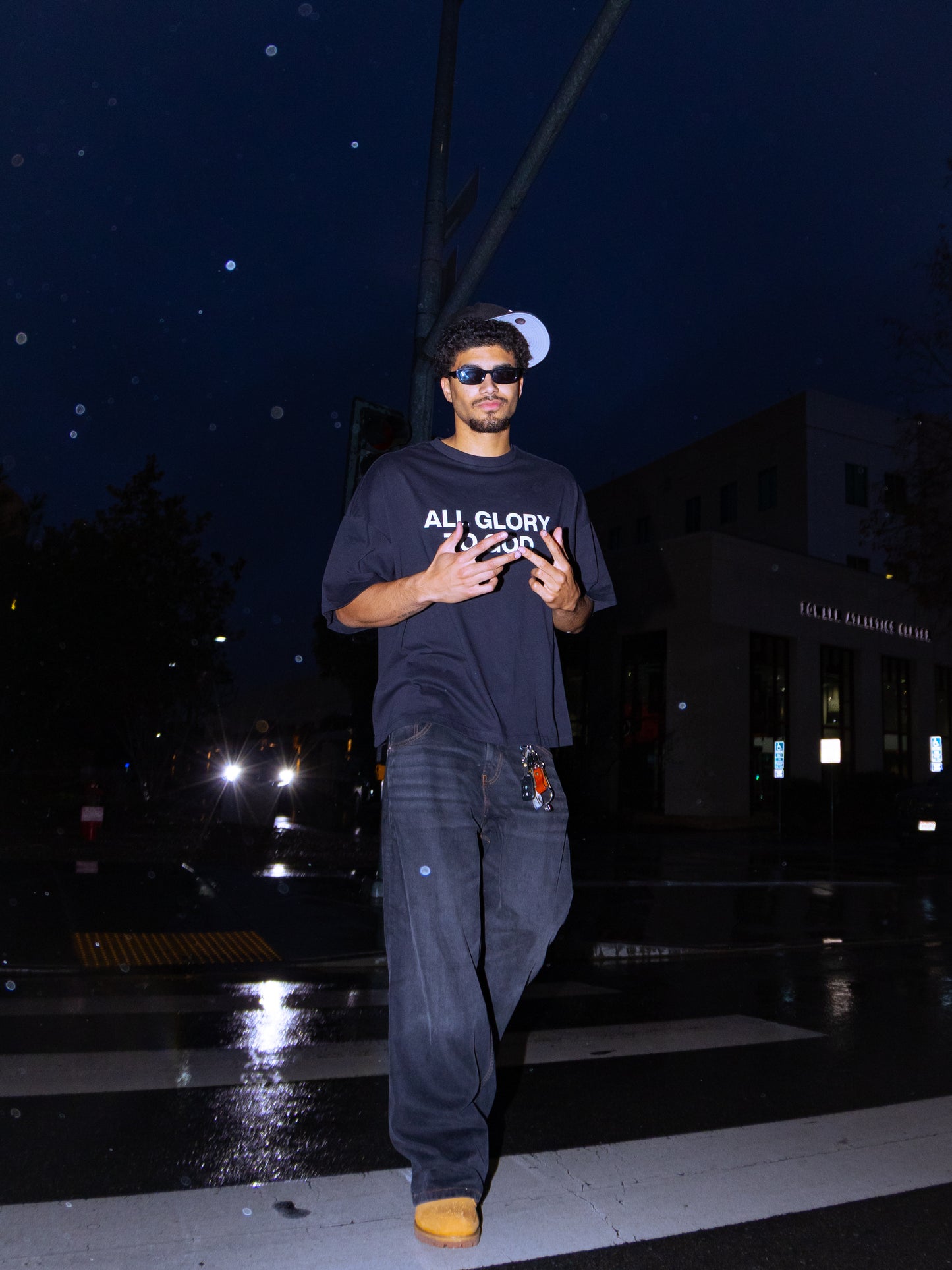 All Glory To God “Essential” T-Shirt 'Black'